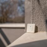 Shelly BLU H&T ZB – āra mitruma un temperatūras sensors (Bluetooth, Zigbee), ziloņkaula krāsā - Image 3