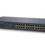 24 portu gigabitu Ethernet slēdzis