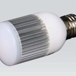 Viedā LED spuldze E27, 7 W